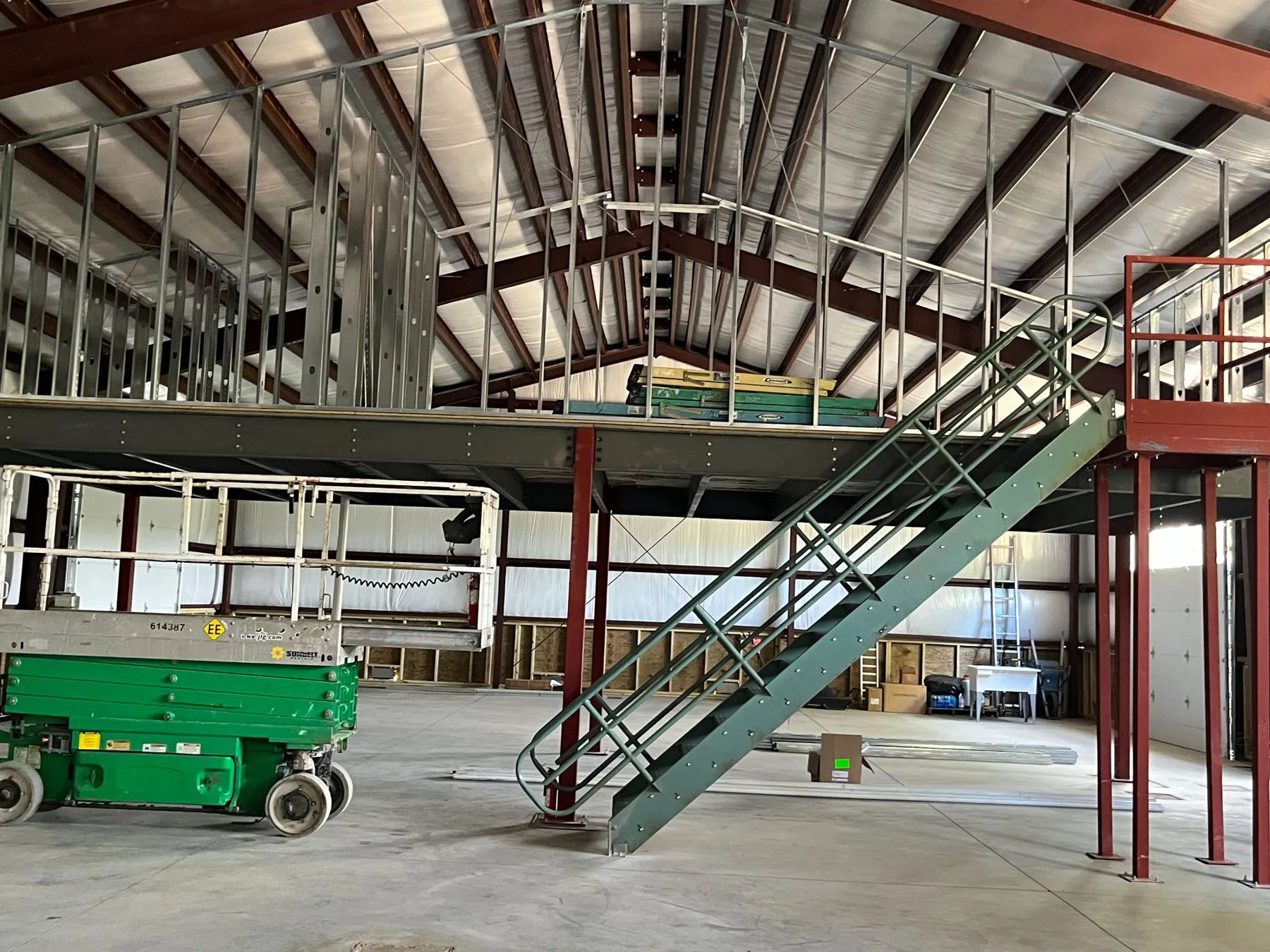 Interior steel structure and staircase photographed on the company’s official website